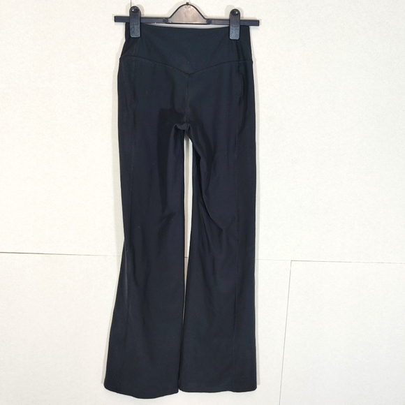 Nike Dri-Fit Black Yoga Pants Trousers Size XS UK 8 Flare Gym Running - Picture 2 of 7